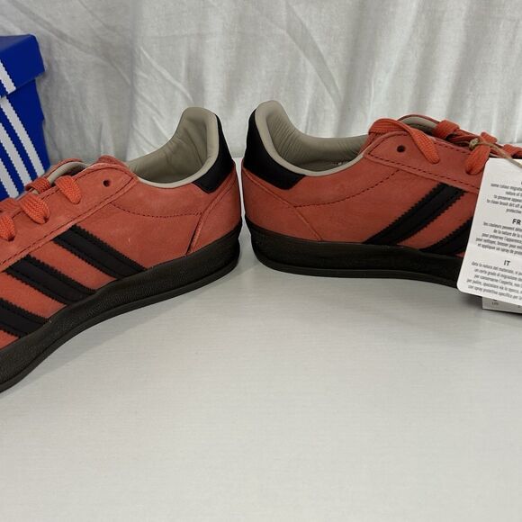 JR8839 adidas Originals Gazelle Indoor Pro Men Size 6 Red Charcoal  New In Box main image 10